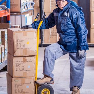 作業着に社名を入れるかについて